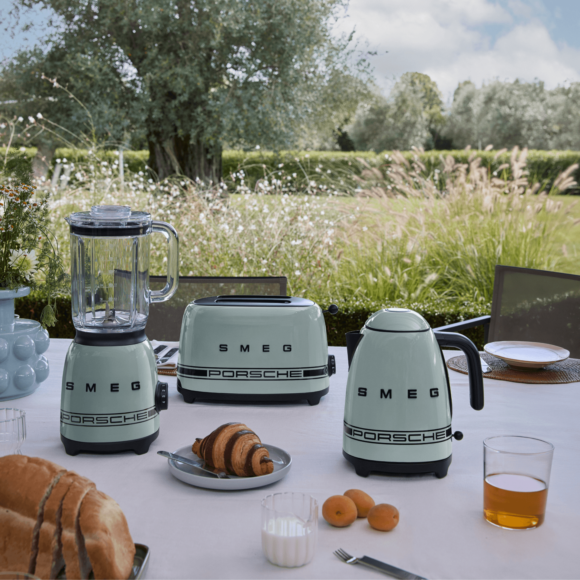 Máy nướng bánh mì Smeg x Porsche | Shade Green thumbnail 7
